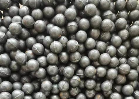 20 mm 80 mm 160 mm Bolas de ferro fundido Bolas forjadas de moagem de mídia de cromo Bolas de ferro fundido para moagem de moinhos